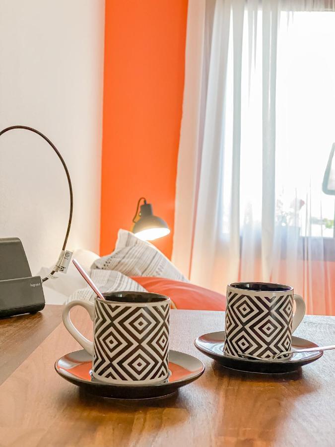 Habitacion Privada + Bano Privado En La Vivienda Apartment คอร์ราเลโฮ ภายนอก รูปภาพ