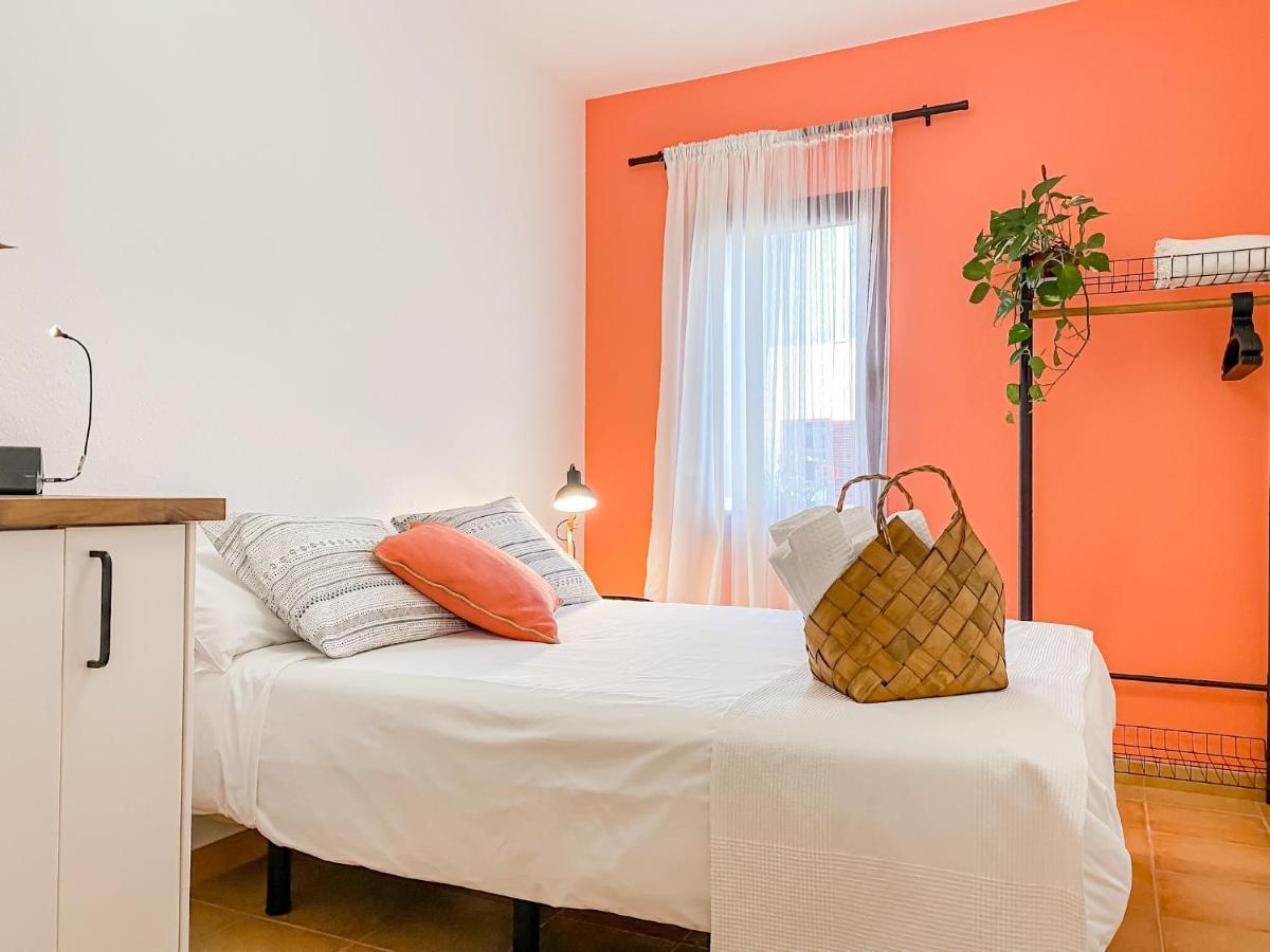 Habitacion Privada + Bano Privado En La Vivienda Apartment คอร์ราเลโฮ ภายนอก รูปภาพ